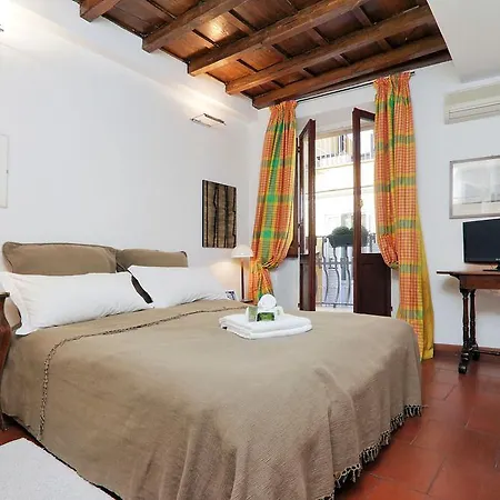 Trevi Fountain Apartments Trevi