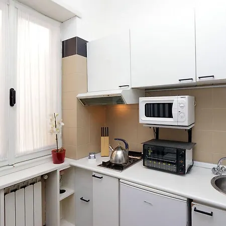 Daire Trevi Fountain Apartments *