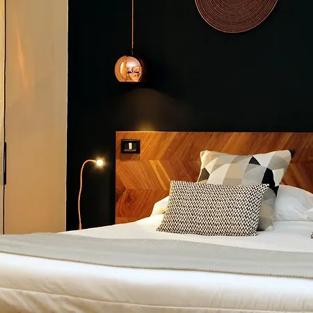 Trevi Fountain Apartments Daire