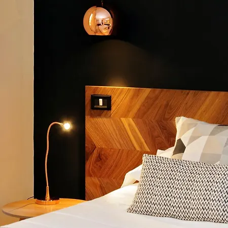 Trevi Fountain Apartments Daire