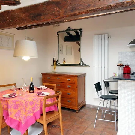 Trevi Fountain Apartments *